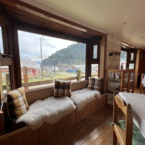 hostal-bella-vista-puerto-cisnes-estacio-comun