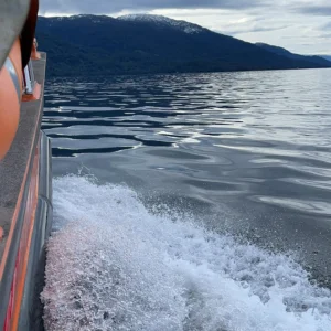 hostal-bella-vista-puerto-cisnes-navegacion-2